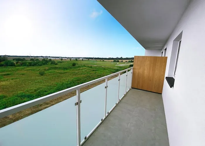 Elegant 1-bedroom Flat With Balcony Near Apartment Dobrzykowice