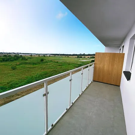 Elegant 1-bedroom Flat With Balcony Near Διαμέρισμα Βρότσλαβ