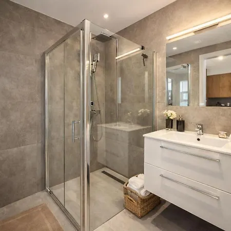 Elegant 1-bedroom Flat With Balcony Near Wrocław Dobrzykowice